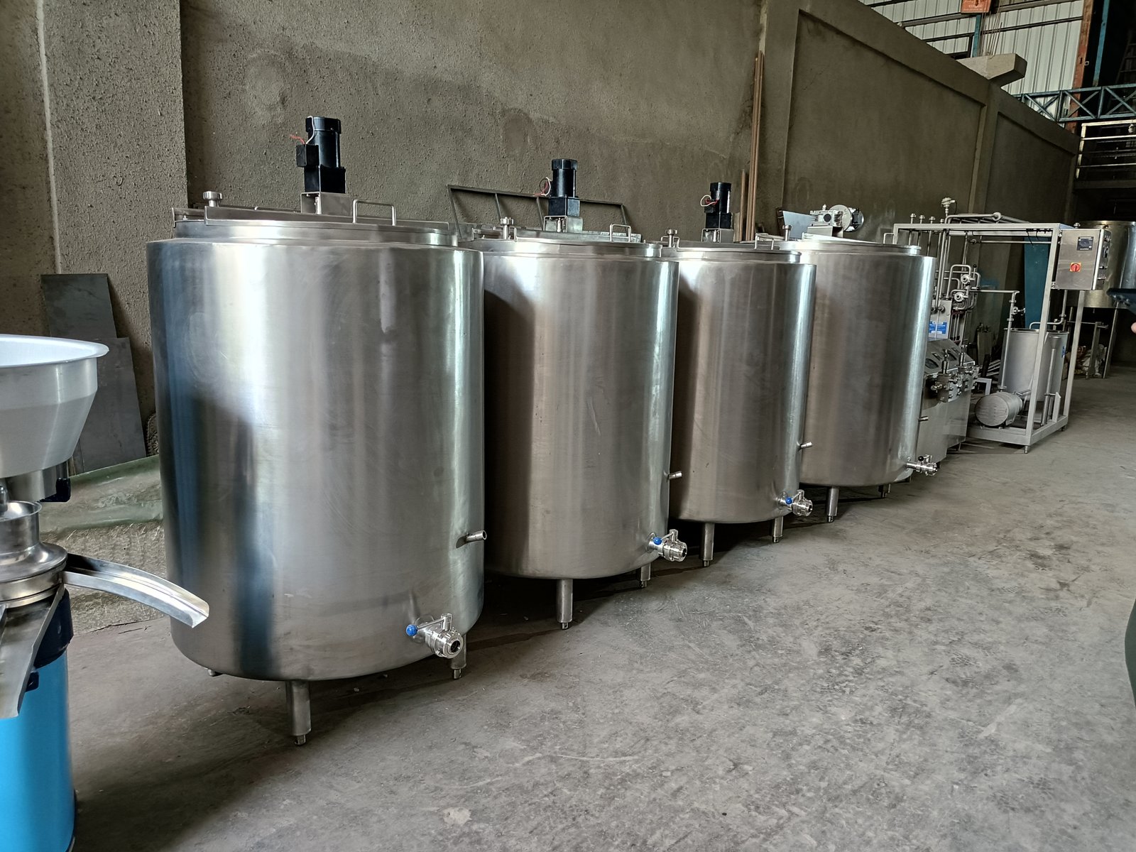 Milk Can Conveyor
